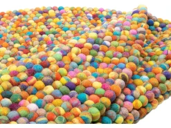 Alfombra de bolas de fieltro hecha a mano 190x190 cm Colorido Felty 2.2