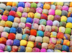 Alfombra de bolas de fieltro hecha a mano 140x200 cm Colorido Felty 2.2