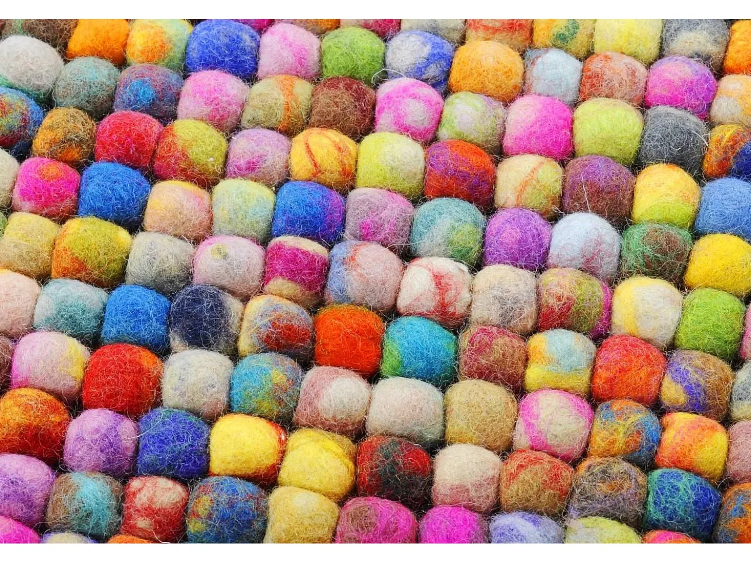 Alfombra de bolas de fieltro hecha a mano 170x240 cm Colorido Felty 2.2