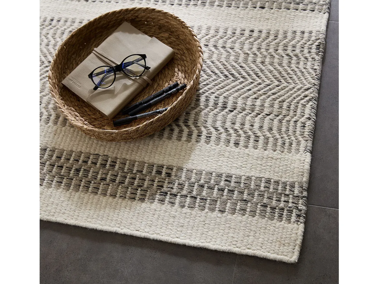 Alfombra de lana de estilo escandinavo 80x150 cm Gris natural Trondheim