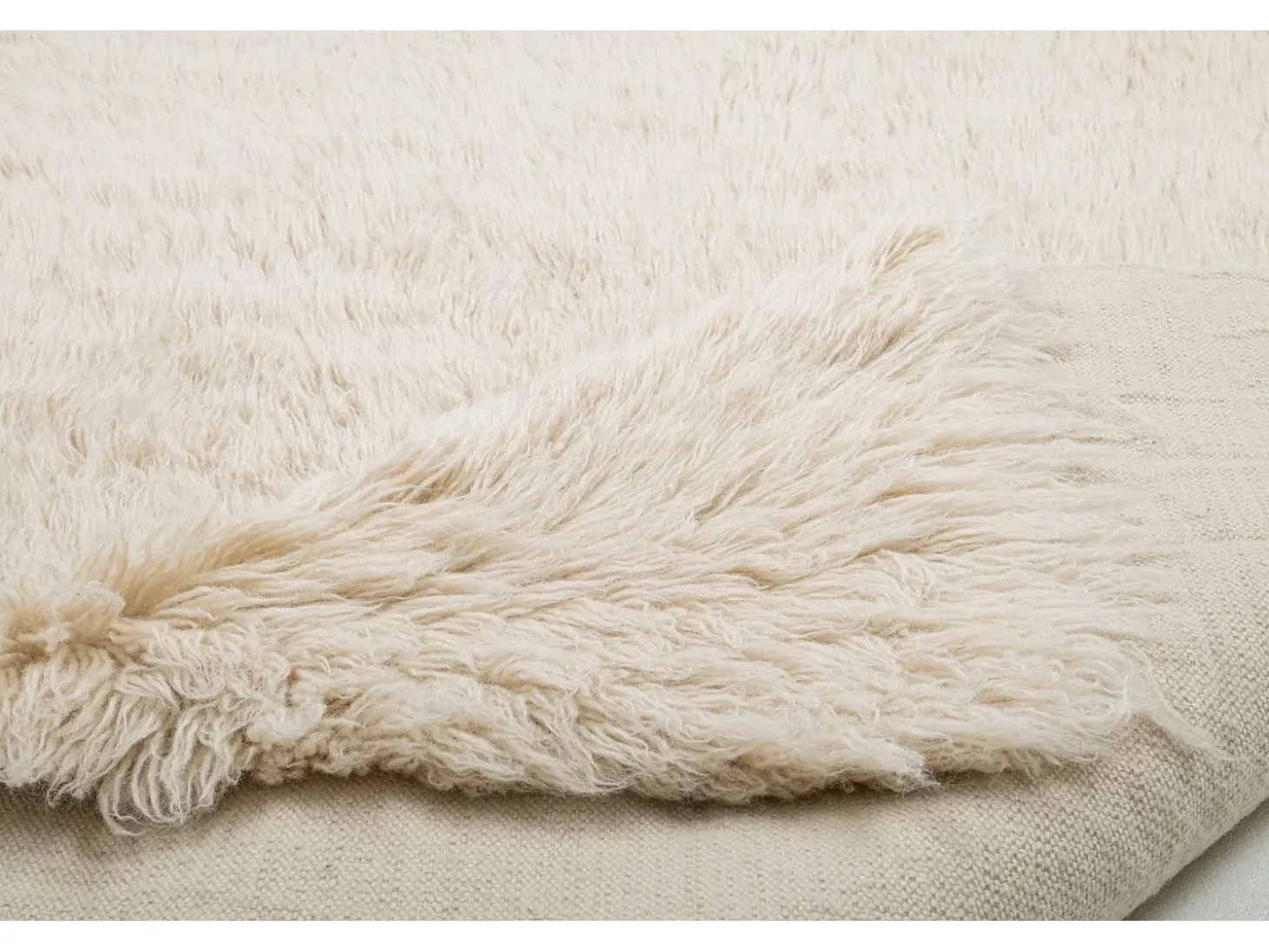 Alfombra de lana natural tejida a mano 140x190 cm Beige Fluffy