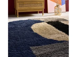 Alfombra interior shaggy de motivos geométricos multicolor
