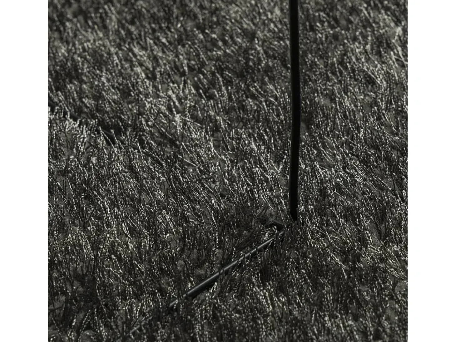 Alfombra ISTAN de pelo largo, aspecto antracita brillante, 140x200 cm