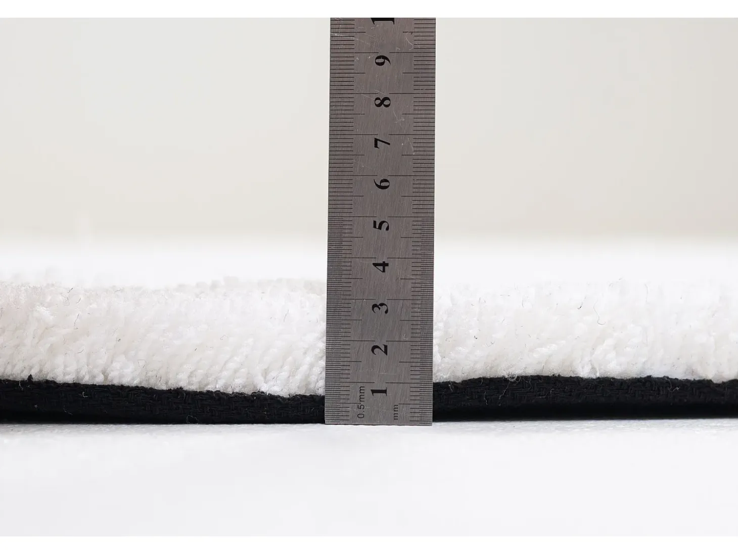 Alfombra Shaggy tejida a mano 140x140 cm Blanco Cozy