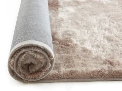 Alfombra shaggy ultra suave de poliester de color topo 160x230 cm DOLCE