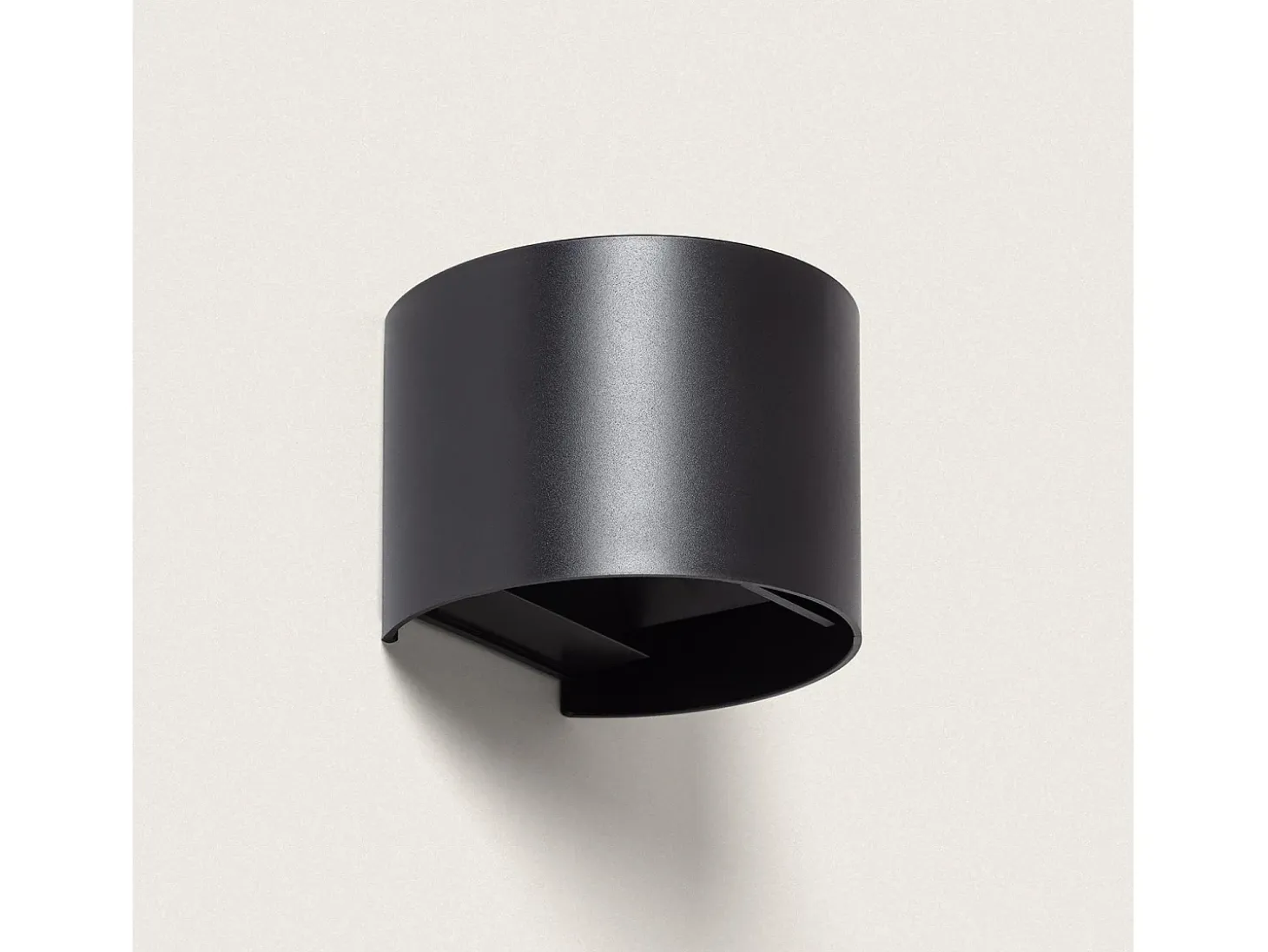 Aplique de Pared Exterior LED 6W PC Iluminación Doble Cara Eros Negro