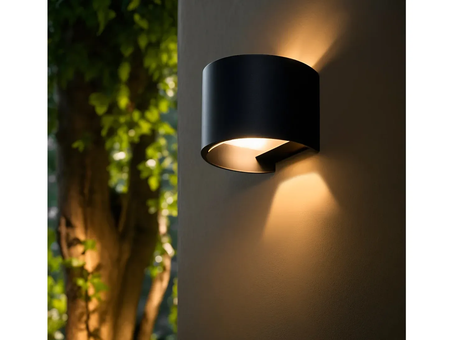 Aplique de Pared Exterior LED 6W PC Iluminación Doble Cara Eros Negro