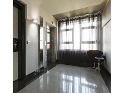 Aplique de pared IONA estilo moderno - L. 18 cm - LED SMD 13W- 1200lm y 3000K - aluminio y negro - IP44 - up&down