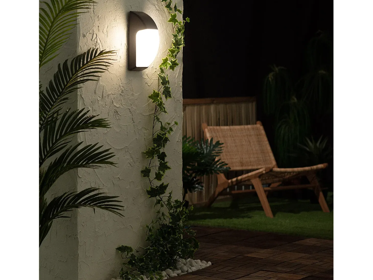 Aplique de Pared para Exterior Titus Negro