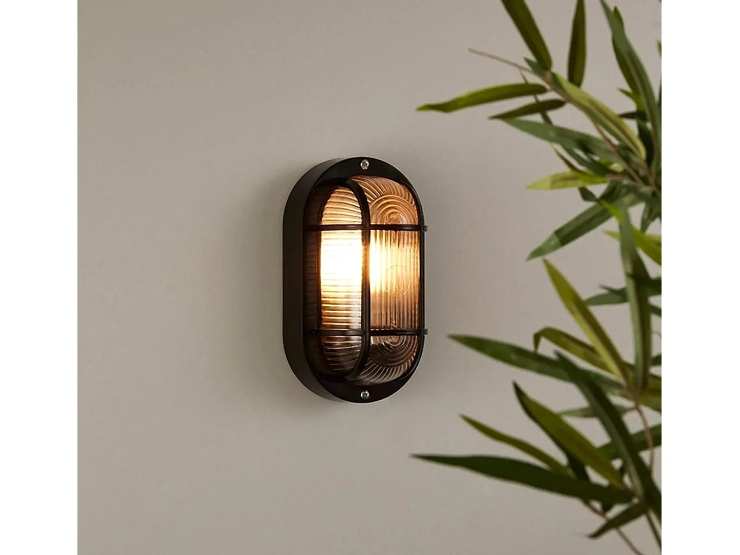 Aplique Oval para Exterior Kildare Negro