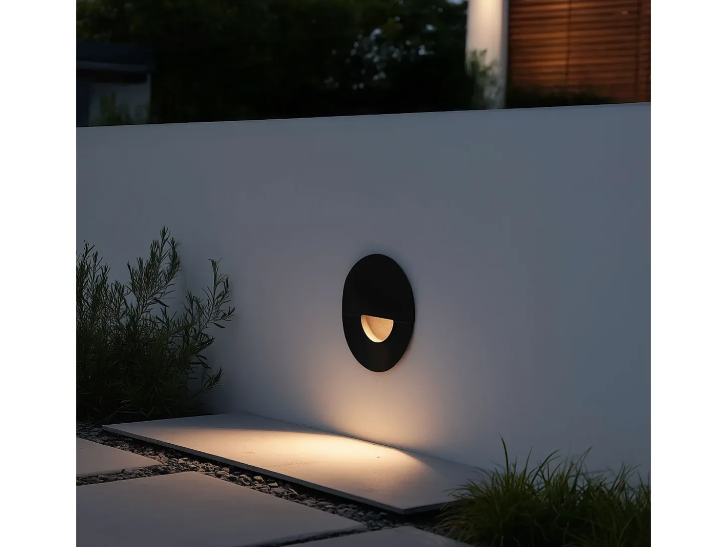 Baliza Exterior LED 2W Empotrable Pared Circular Negro Guell 2700K Blanco Cálido
