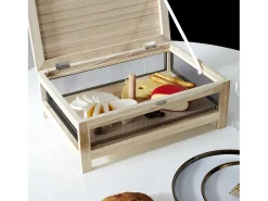 Bodega de quesos con bandeja de madera para servir
