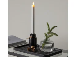 Candelabro Ulricehamn con luz LED negra.