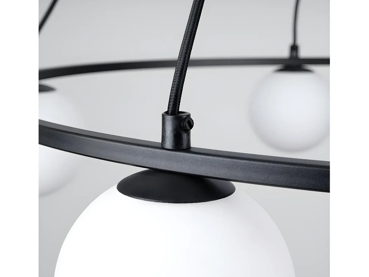 Candelabros Yoli Moderno De Acero/Vidrio - 5 Fuentes Luminosas - L.80 X A.98 Cm - Negro