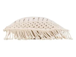 Cojín desenfundable con flecos y macramé