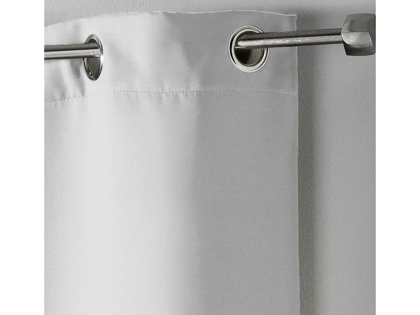 Cortina opaca para radiador de baja altura con un 90 % de oscurecimiento 135 x 180 cm
