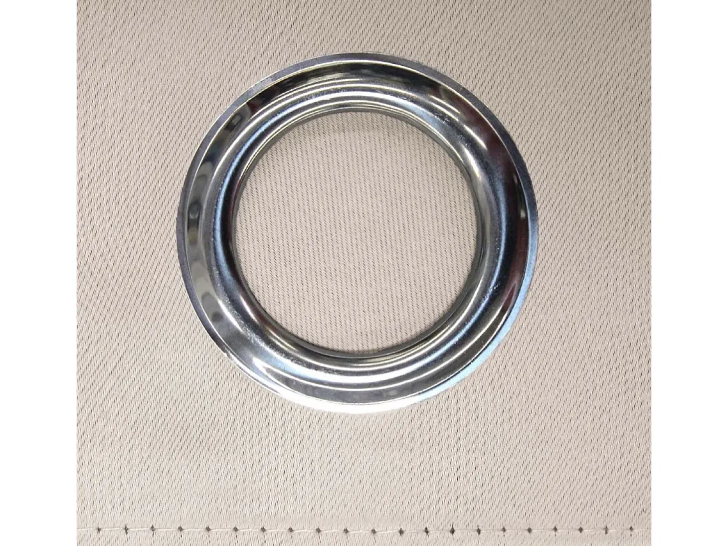 Cortina opaca para radiador de baja altura con un 90 % de oscurecimiento 135 x 180 cm