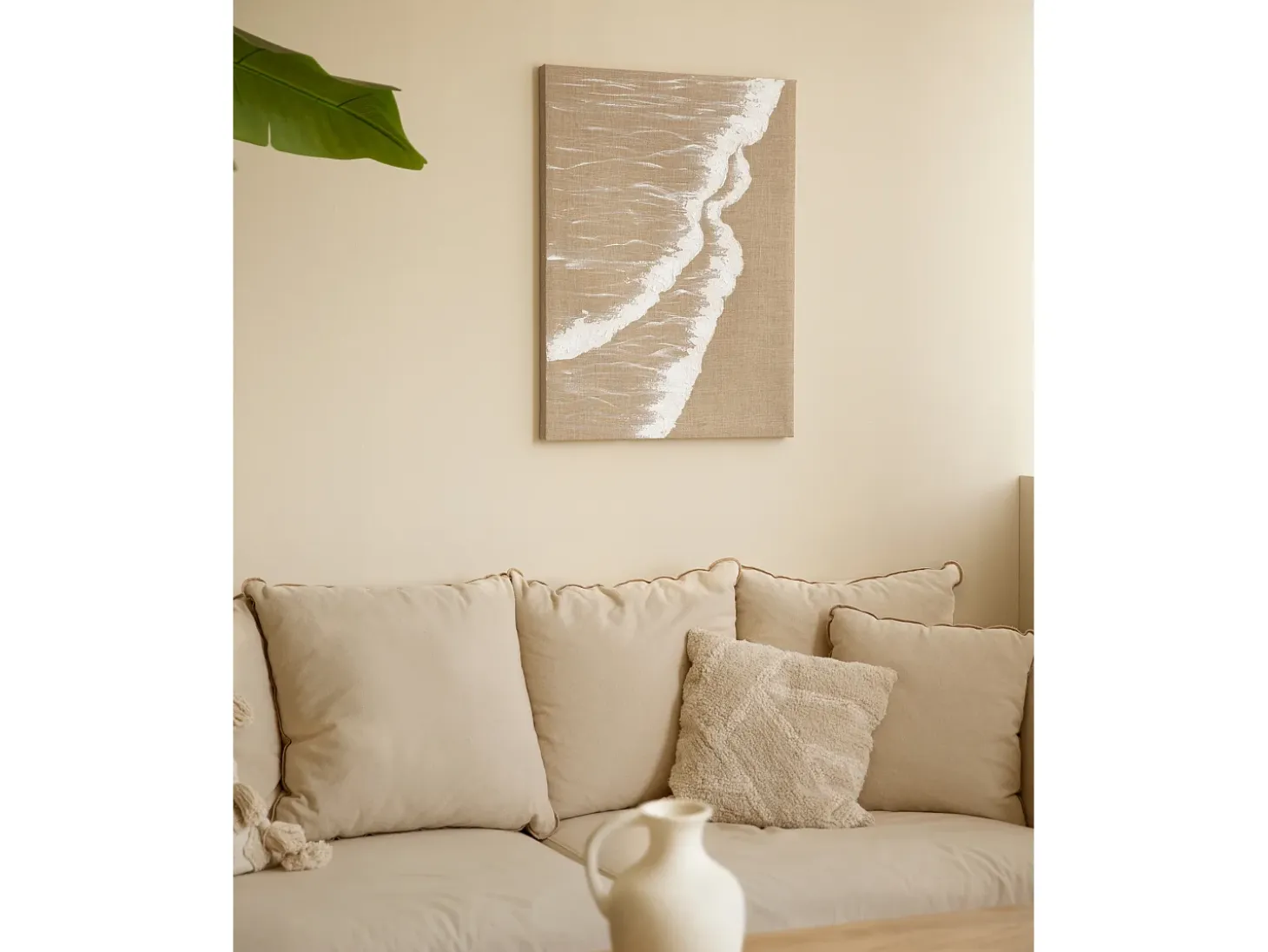 Cuadro decorativo sobre lienzo de lino con marco de madera blanco pintado artesanalmente con pintura al oleo de 60x80cm - ADRIANA - DECOWOOD