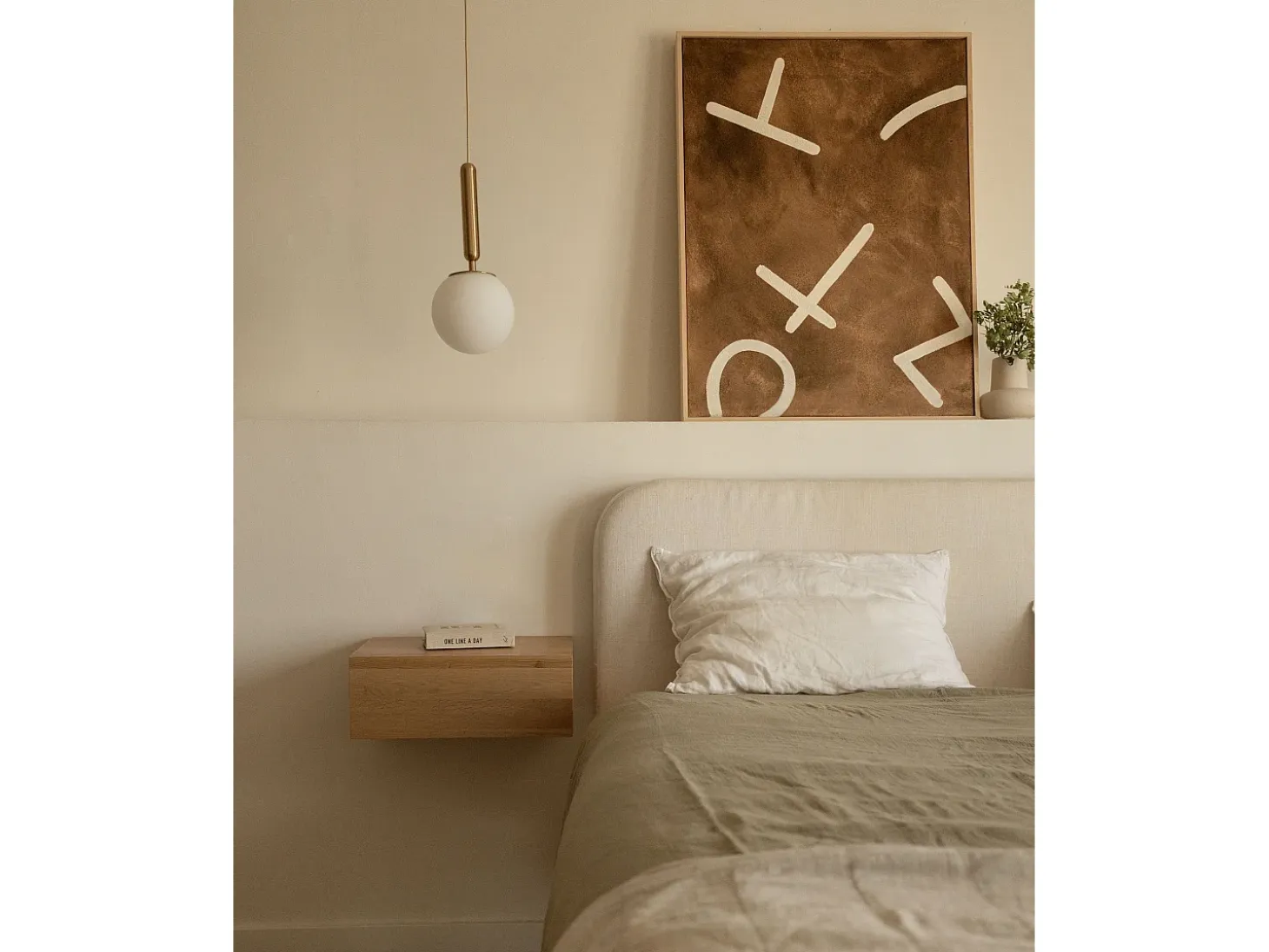 Cuadro decorativo sobre lienzo de algodón con marco de madera blanco pintado artesanalmente con pintura al oleo de 60x80cm - SILVANA - DECOWOOD