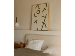 Cuadro decorativo sobre lienzo de algodón con marco de madera negro pintado artesanalmente con pintura al oleo de 80x100cm - VIRGINIA - DECOWOOD