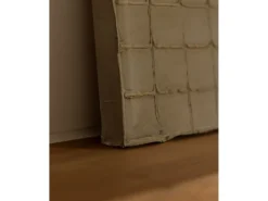 Cuadro decorativo sobre lienzo de algodón con marco de madera blanco pintado artesanalmente con pintura al oleo de 80x100cm - JAN - DECOWOOD