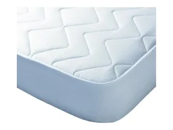 Cubrecolchón de 150x190 cm hipoalergénico de microfibra extra suave en color blanco Alisa