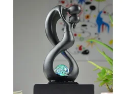 Diseño de fuentes de interior con iluminación LED Amor