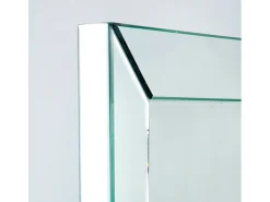 Espejo de pared Octy rectangular de cristal transparente.
