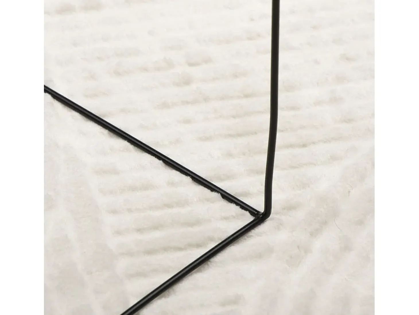 Everlyn Alfombra de pelo corto look escandinavo IZA crema 200x280 cm