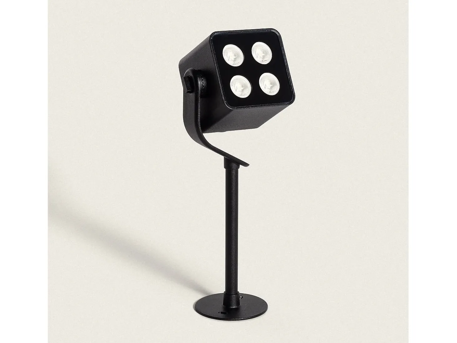 Foco Exterior LED 11W con Pincho Attex Negro