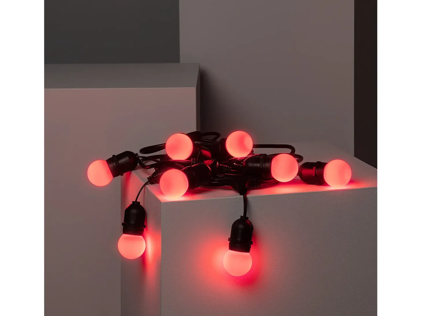 Guirnalda Exterior con Bombillas LED E27 5.5m IP65 Negro Rojo