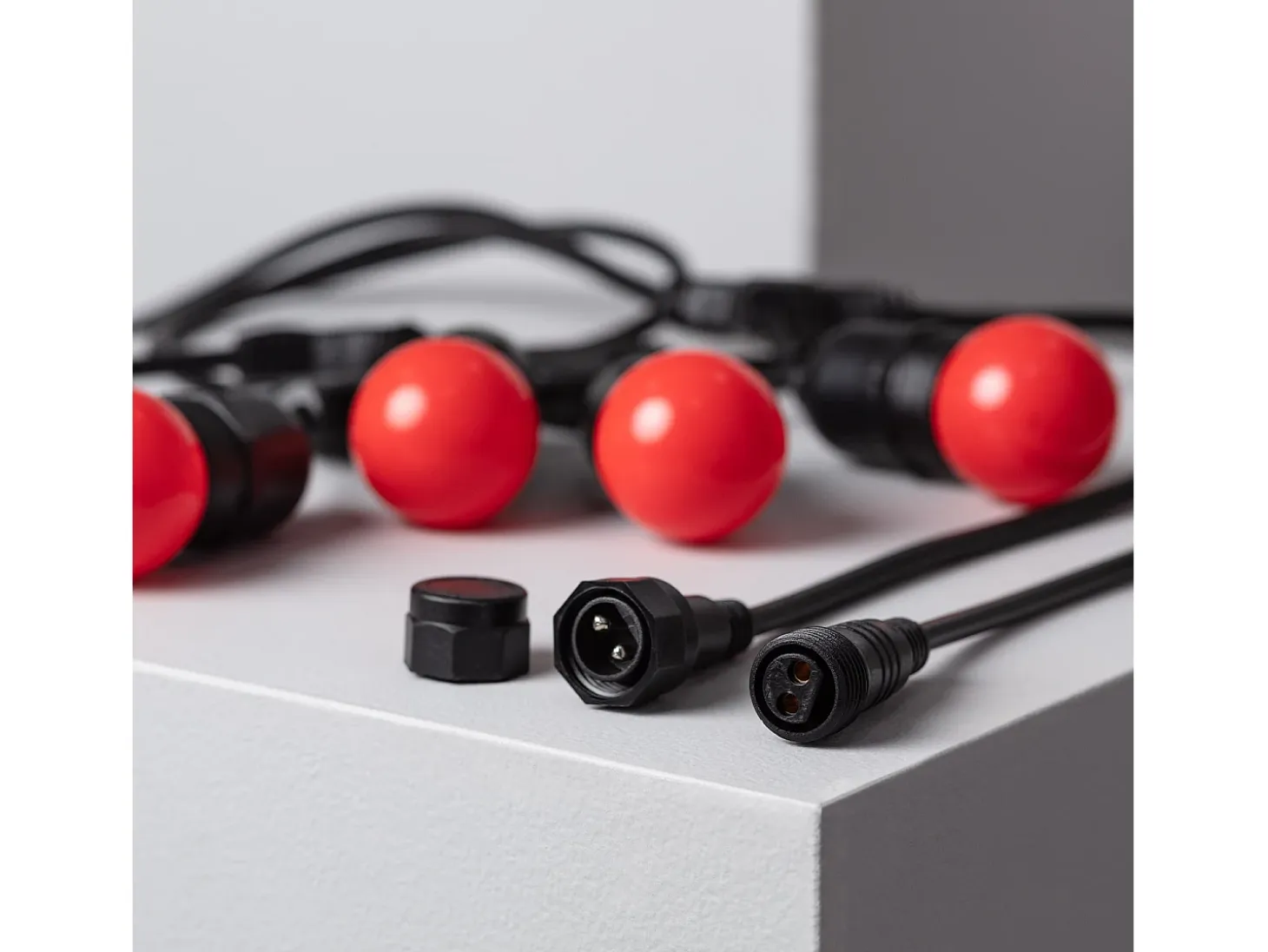 Guirnalda Exterior con Bombillas LED E27 5.5m IP65 Negro Rojo