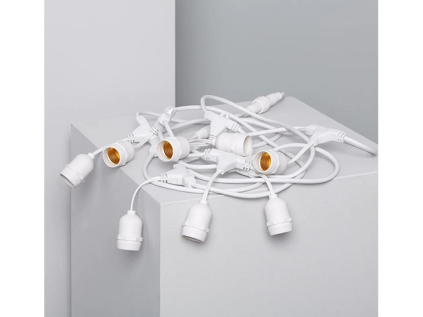 Guirnalda Luces Exterior con 8 Portalámparas E27 5.5m Blanco IP65 Blanco