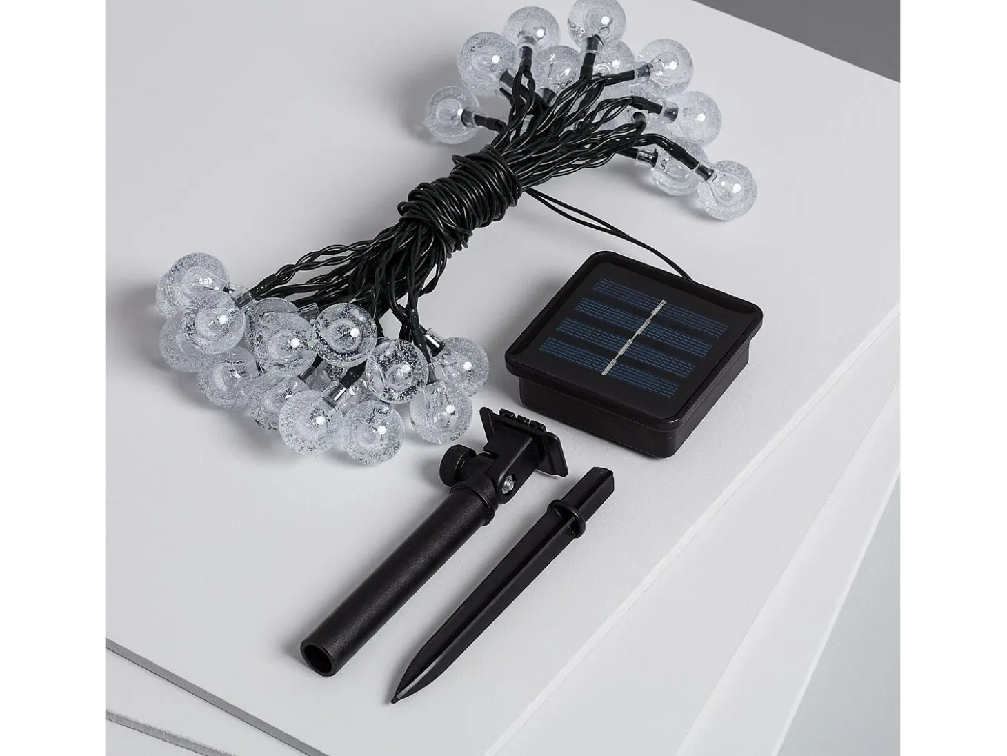 Guirnalda Solar Exterior 30 Bolas LED 5m 5000K Blanco Frío