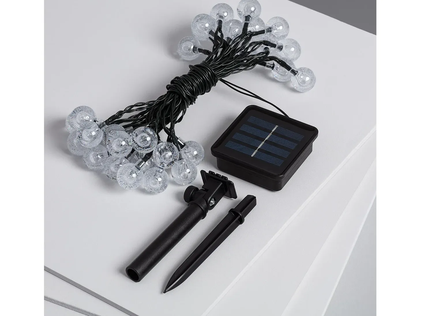 Guirnalda Solar Exterior 30 Bolas LED 5m 3000K Blanco Cálido