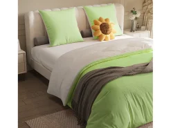 Juego de cama de 3 piezas, incluye 2 fundas de almohada (80 x 80 cm), una sábana bajera (140 x 200 cm) y una funda nórdica (140 x 210 cm), verde, poliéster.