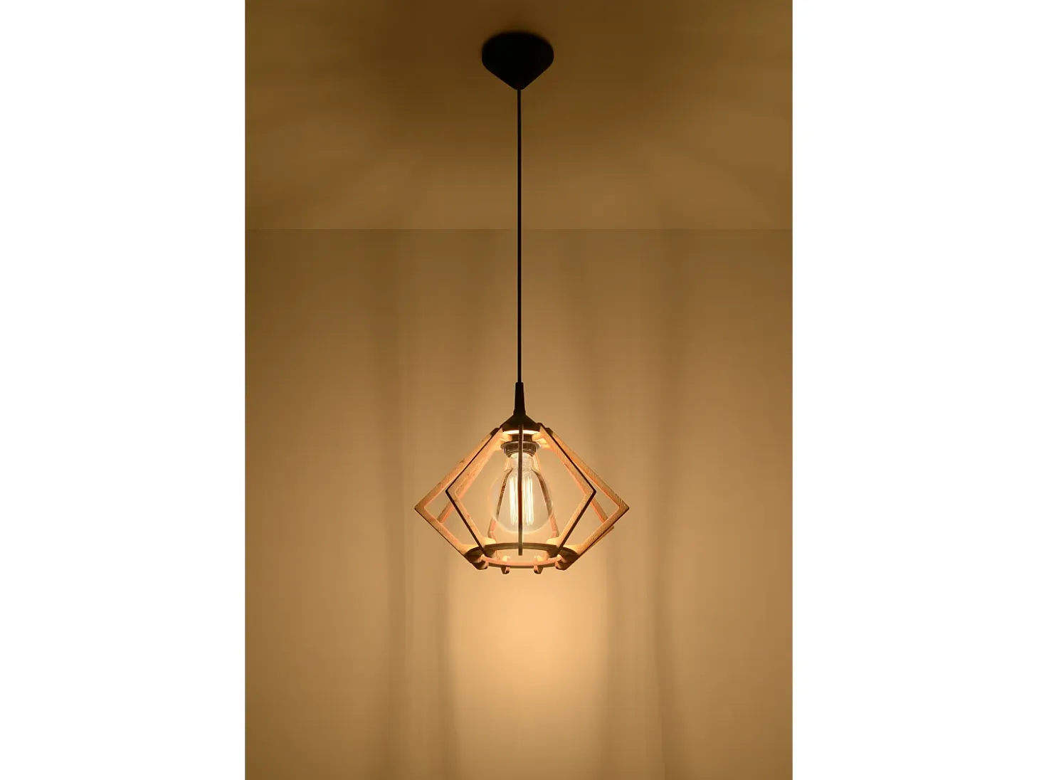 Lampada a sospensione in filo di legno naturale E27 Lámpara colgante con marco de alambre Madera natural E27