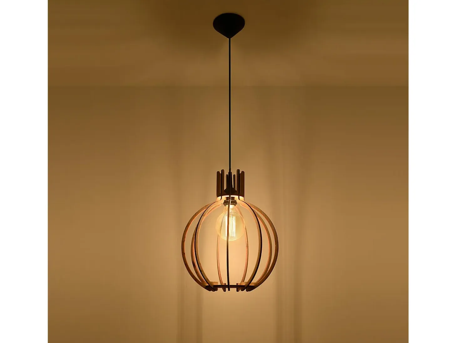 Lampada a sospensione in filo di legno naturale E27 Lámpara colgante con marco de alambre Madera natural E27