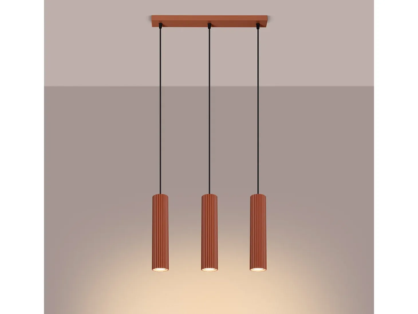 Lámpara Colgante Karbon Minimalista De Aluminio - 3 Fuentes Luminosas - L.45 X A.98 Cm - Ocre Rojo
