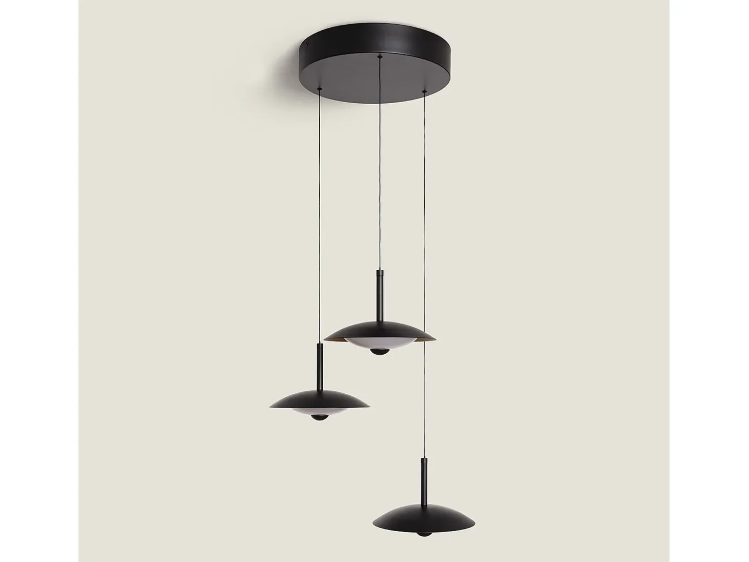 Lámpara Colgante LED 24W Regulable en Altura Metal CCT Seleccionable Seleccionable Shirak 3 Focos Negro