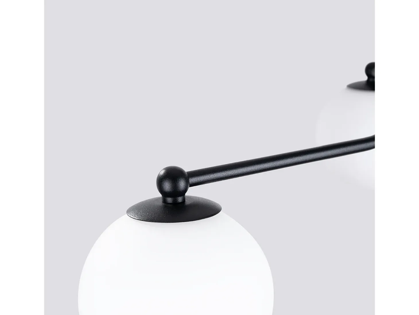 Lámpara De Araña Astral Minimalista De Acero/Vidrio - 5 Fuentes Luminosas - L.58 X A.29 Cm - Negro/Blanco
