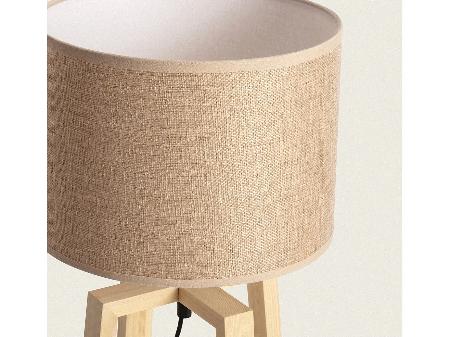 Lámpara de Mesa de Madera Korsade Camel