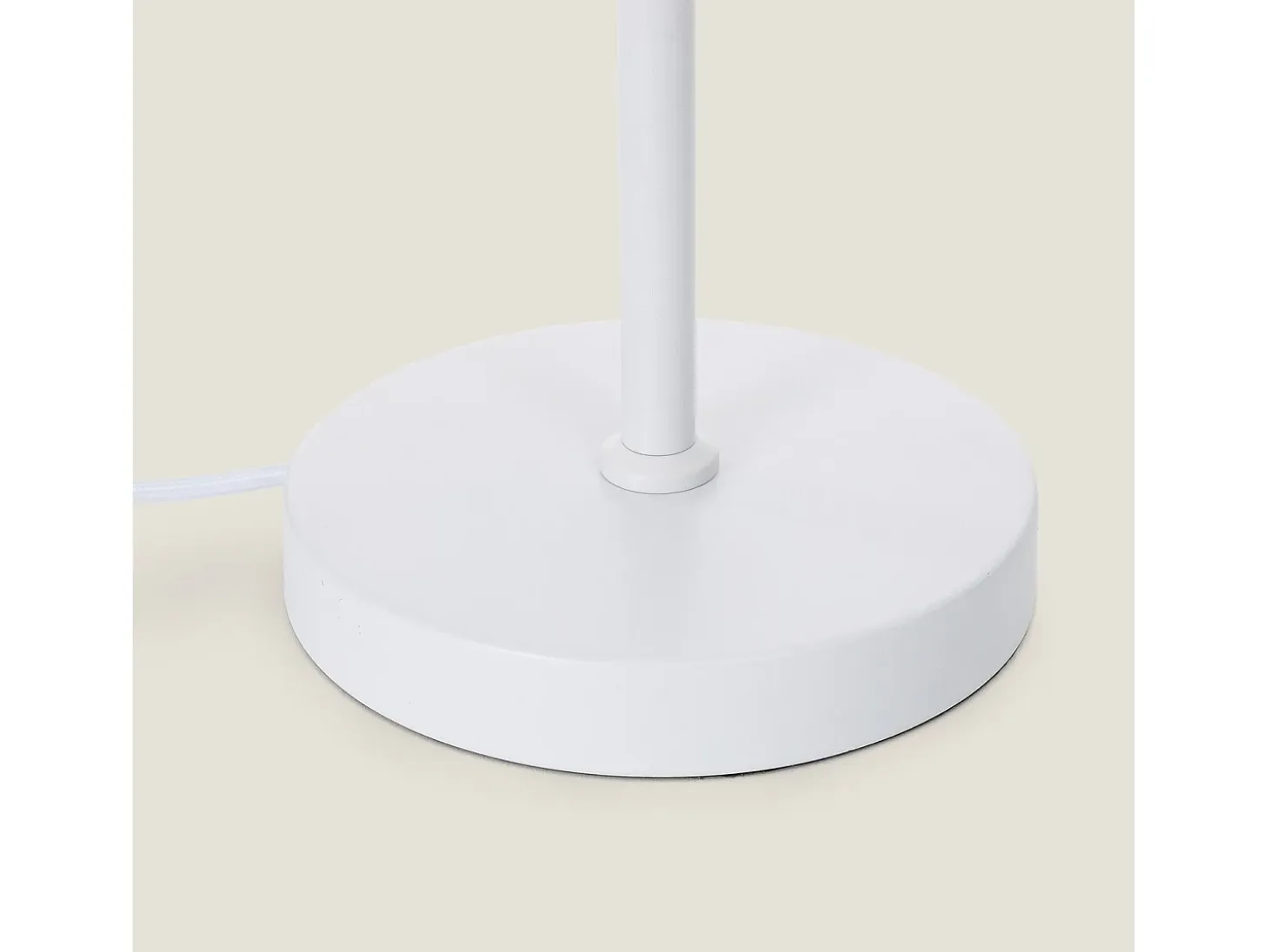Lámpara de Mesa de Ratán y Metal Baracoa Blanco