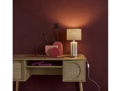 Lámpara de mesa interior cerámica pantalla efecto ratán mostaza