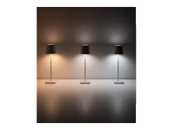 Lámpara de mesa LED Poldina Pro Black recargable y regulable con duración de batería de hasta 12 horas. IP65 para exteriores.