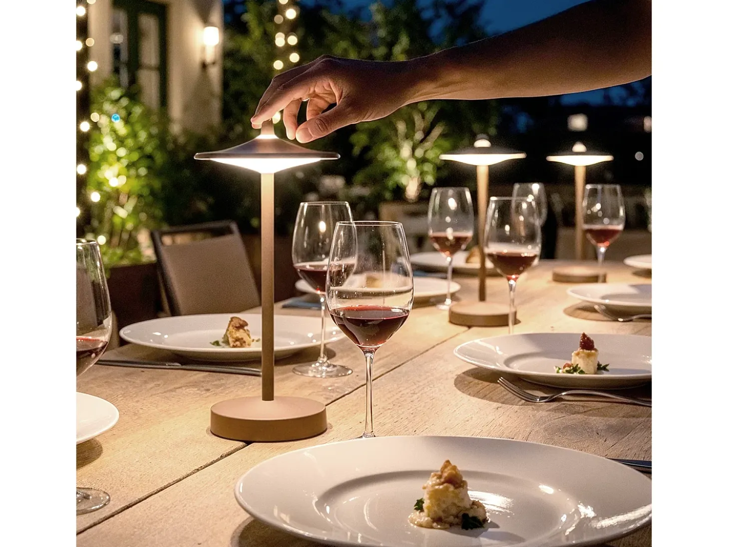 Lámpara de Mesa LED Portátil para Exterior Metal con Batería Recargable Milevani Marrón