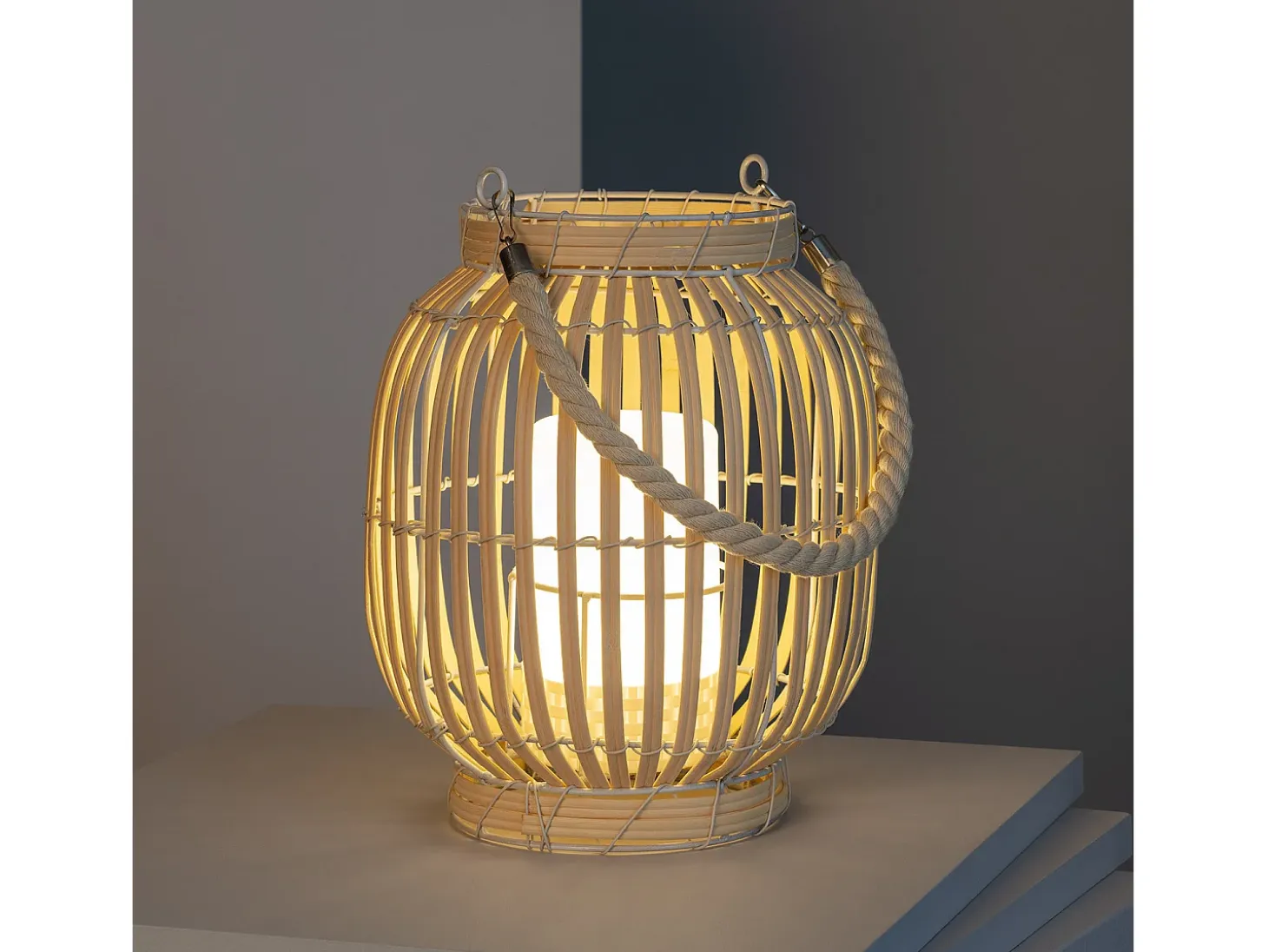 Lámpara de Mesa LED Portátil para Exterior Ratán Dragonera Natural