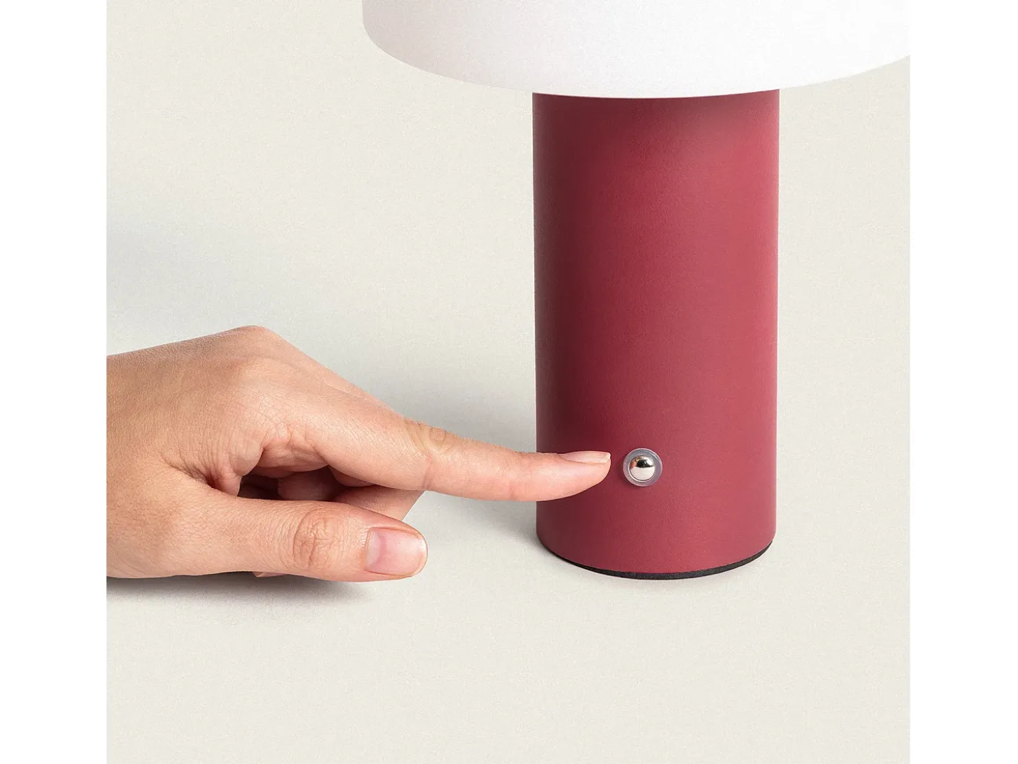 Lámpara de Mesa LED Portátil con Batería USB Recargable Leta Burdeos