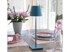 Lámpara de mesa LED recargable y regulable Poldina Pro Blu Avio con duración de batería de hasta 12 horas. Para uso exterior IP65