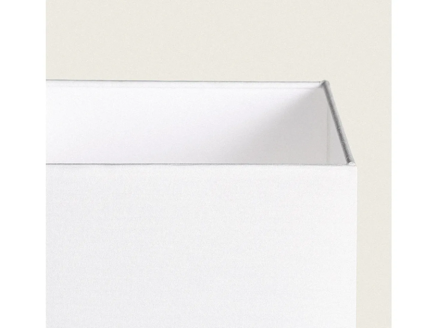 Lámpara de Mesa Madera y Metal Lizza Blanco